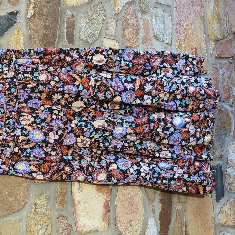 Ann Taylor Batik Autumn Leaves Midi Flare Dress - Picture 5 of 14
